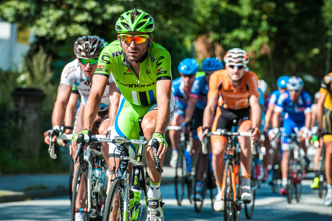 Road bike racer getting ahead of the competition — one of the benefits of dairy-free protein 